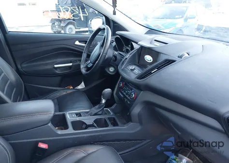 2017 Ford Escape Se from USA, damaged, VIN 1FMCU9GD3HUB27517